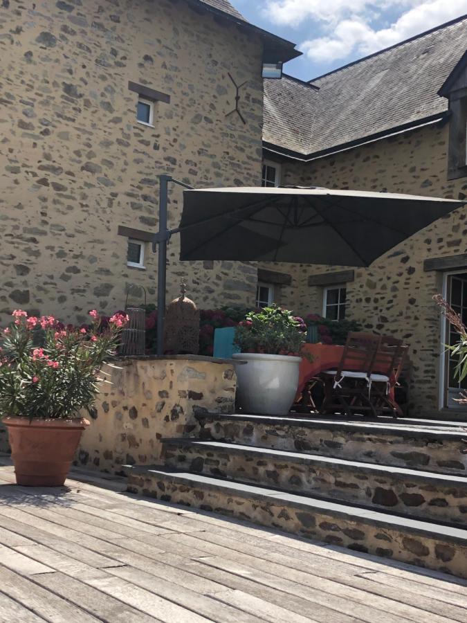 Loigné-sur-Mayenne La Francoisiere B&B 외부 사진